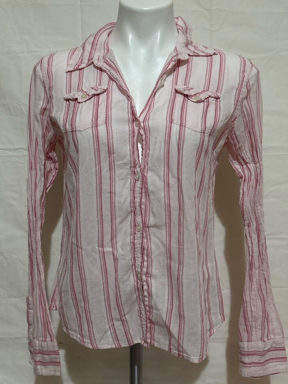 Vintage Y2K girl krazy size medium button up